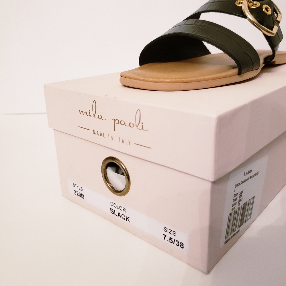 Sandals - Picture 3 of 3
